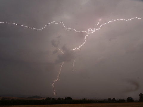 De fortes pluies touchent plusieurs endroits de Suisse