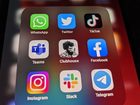 Les réseaux sociaux, source no 1 d'informations des jeunes Vaudois