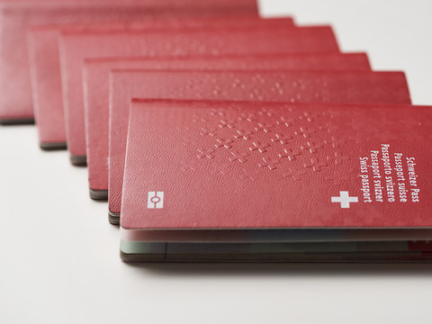 Le passeport suisse fait peau neuve dès le 31 octobre
