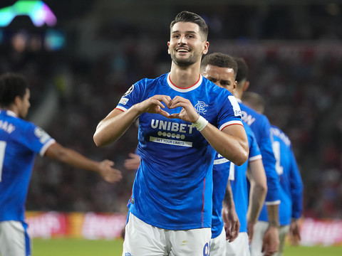 Les Glasgow Rangers qualifiés, 12 ans après