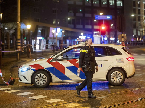 Un camion percute un groupe aux Pays-Bas: au moins deux morts