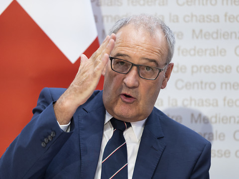 Des restrictions énergétiques qu'en cas d'urgence, assure Parmelin