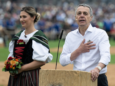 Joel Wicki sacré roi de la lutte suisse
