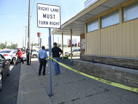 Chasse à l'homme à Detroit après des tirs qui ont fait trois morts