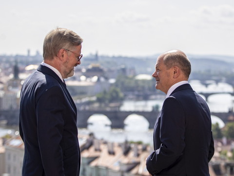 Scholz demande un élargissement de l'UE et la fin du droit de veto