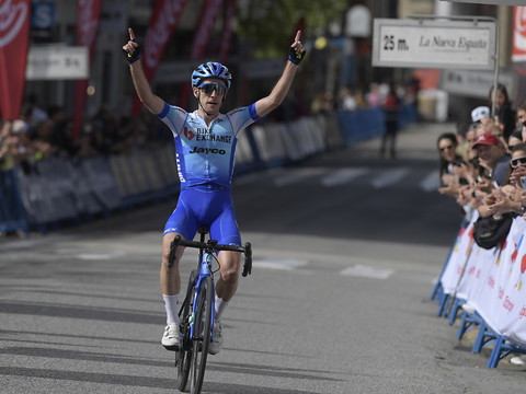 Yates et Sivakov abandonnent, positifs au covid