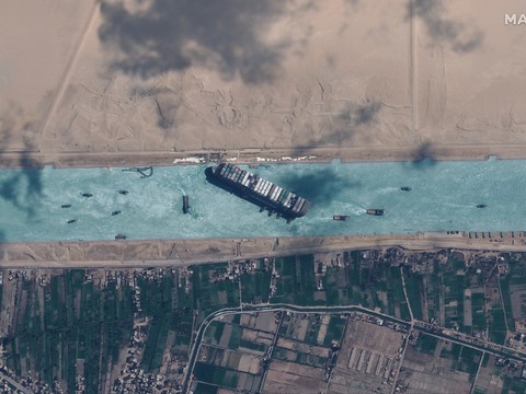 Un pétrolier géant a bloqué le canal de Suez à cause d'une avarie