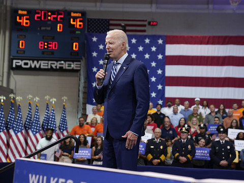 Biden à Philadelphie pour éreinter les partisans de Trump