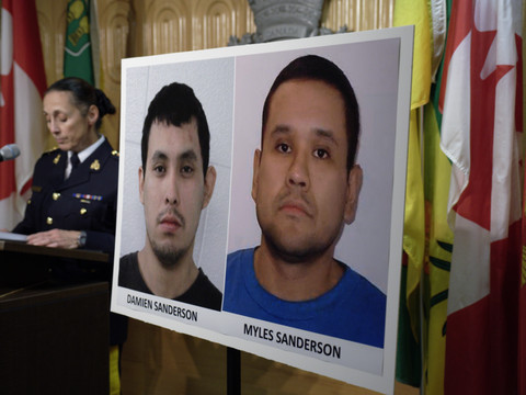 Deux suspects recherchés après des attaques au couteau au Canada