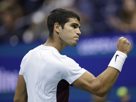 Alcaraz en quarts face à Sinner