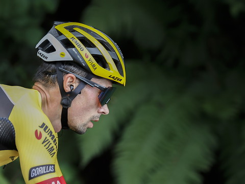 Tour d'Espagne: Pedersen remporte la 16e étape, Roglic à terre