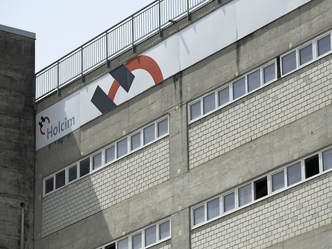 Holcim finalise la cession de ses activités au Brésil