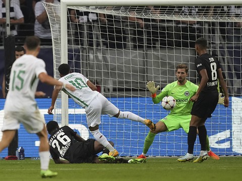 Ligue des champions: départ manqué pour Eintracht Francfort