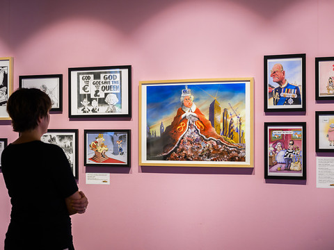 Elizabeth II à l'honneur à la Maison du dessin de presse