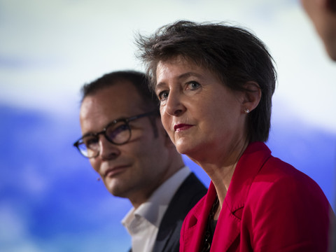 Pas de bonus chez Axpo en cas d'utilisation de l'aide fédérale