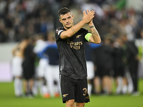 Arsenal-PSV Eindhoven reporté au 20 octobre
