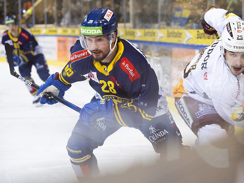 Axel Simic de Davos à Kloten