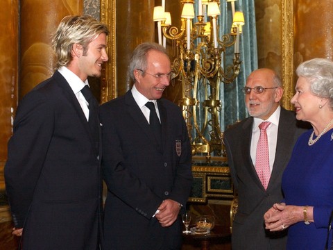 David Beckham parmi la foule venue voir le cercueil de la reine