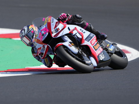Bastianini gagne devant Bagnaia, Quartararo chute