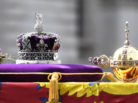 Plus de 250'000 personnes ont défilé devant le cercueil de la reine