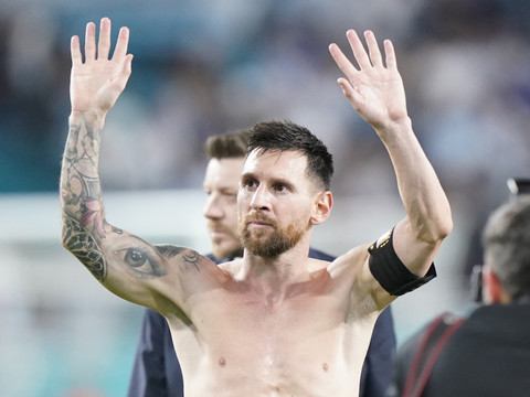 Messi régale contre le Honduras
