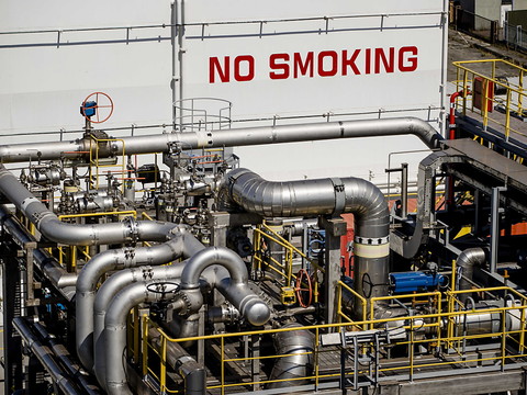 Le prix du gaz chute fortement en Europe