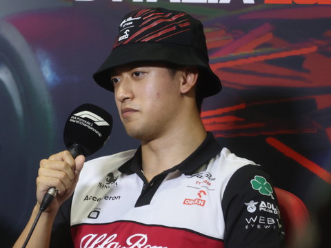 Zhou toujours au volant d'Alfa Romeo l'an prochain