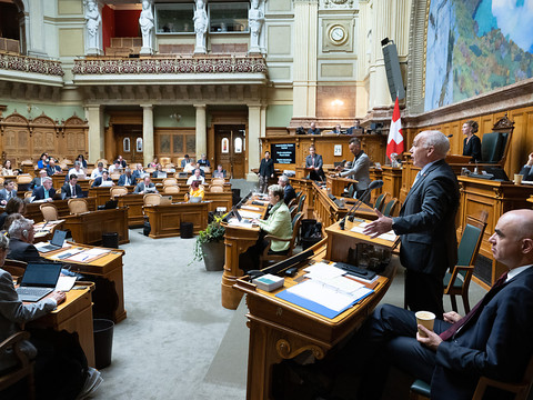 Les Chambres acceptent le crédit de 4 milliards de francs pour Axpo