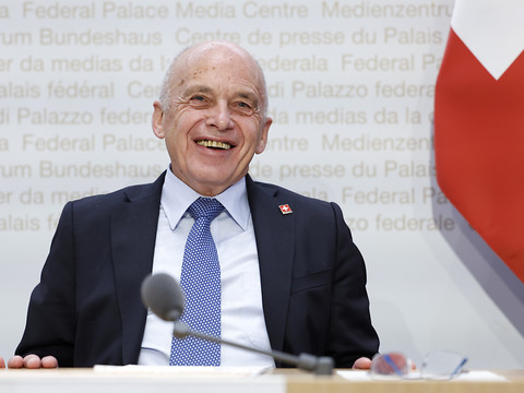 Les représentants des transgenres veulent des excuses d'Ueli Maurer