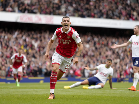 Granit Xhaka buteur contre Tottenham