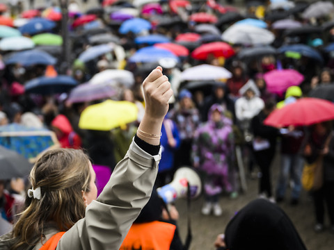 Les femmes romandes disent leur colère à Lausanne