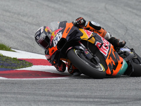 Oliveira vainqueur, Bagnaia tout près de Quartararo au Championnat