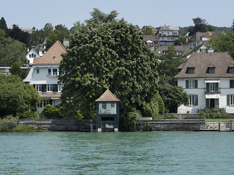 Les prix des maisons continuent de progresser
