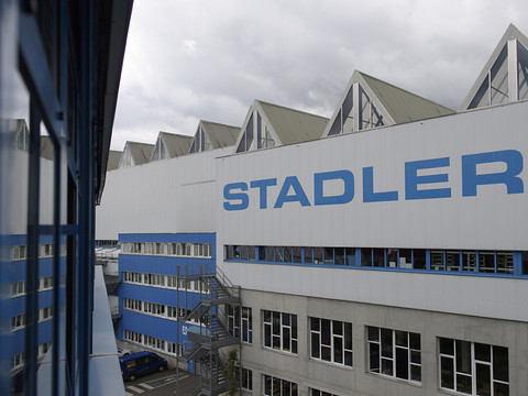 Stadler Rail passe une commande de 170 millions de dollars à ABB