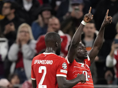 Ligue des champions: aucun problème pour le Bayern Munich