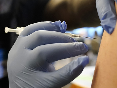 Vaccination de rappel recommandée pour tous dès le 10 octobre