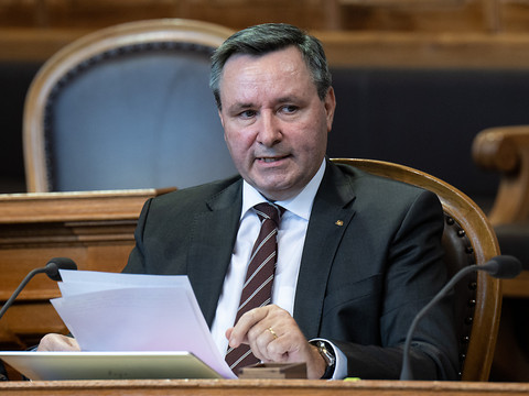 Le Bernois Werner Salzmann candidat pour succéder à Ueli Maurer