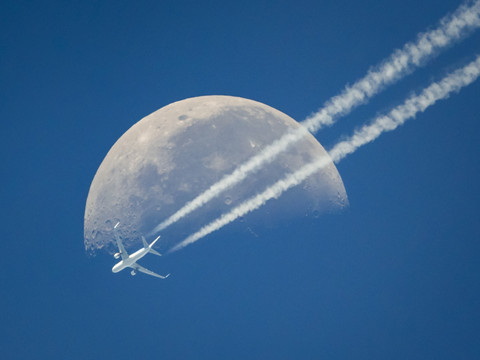 Aviation: accord sur un objectif de neutralité carbone en 2050
