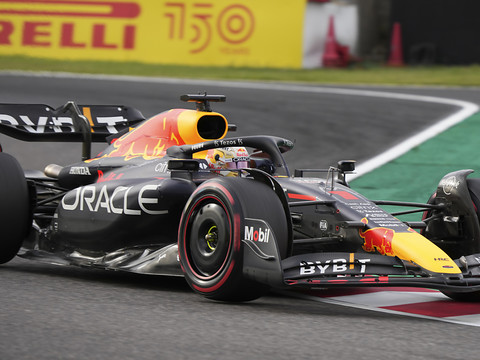 Max Verstappen pour un centième