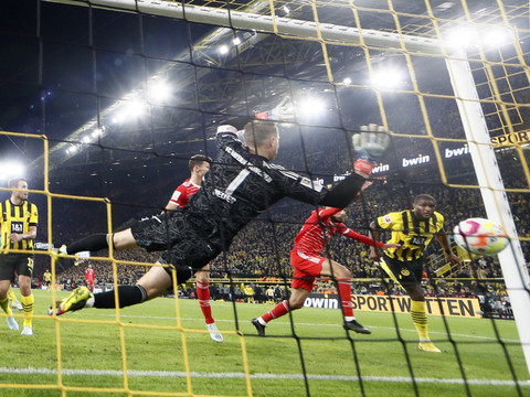 Dortmund égalise à la 95e...