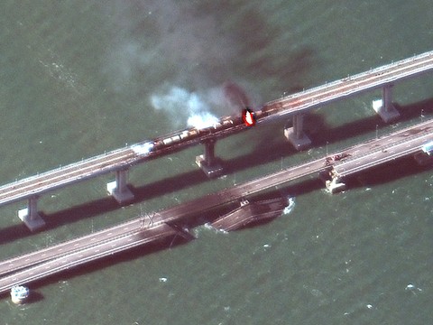 Réouverture du pont russe de Crimée partiellement détruit samedi