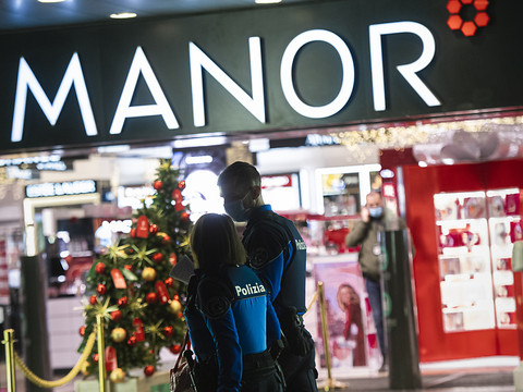 Hausse de la clientèle en magasin mais paniers plus petits