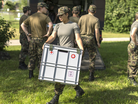 Les femmes pourraient compenser la baisse d'effectifs de l'armée
