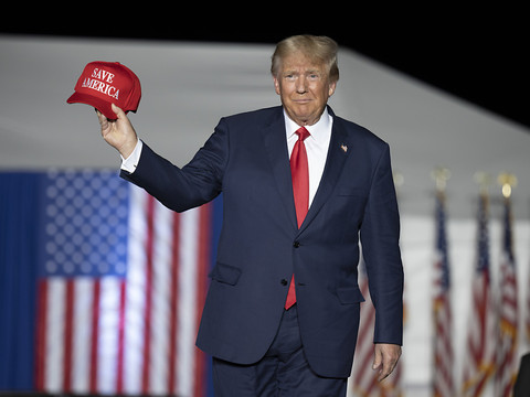 Assaut du Capitole: Trump va être cité à comparaître