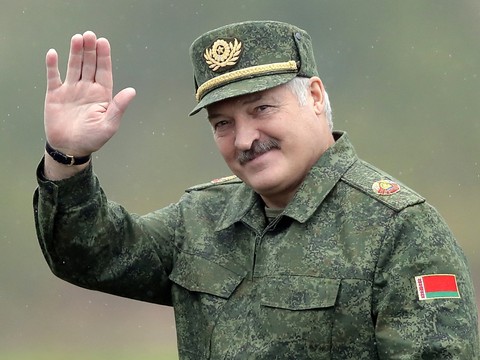 Bélarus: 1ers soldats russes du 