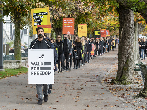 Manifestations contre la traite des êtres humains et l'esclavage