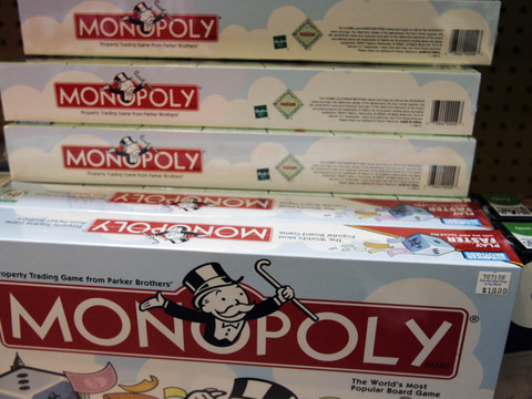 Lesté par l'inflation, Hasbro déçoit au troisième trimestre
