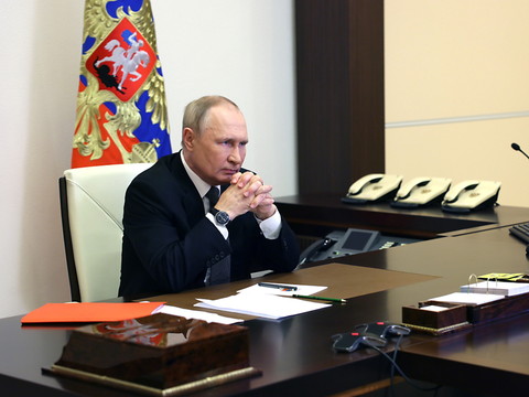 Drones: l'Ukraine salue les sanctions, Moscou dénonce la 