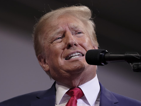 La commission d'enquête sur le Capitole cite Trump à comparaître