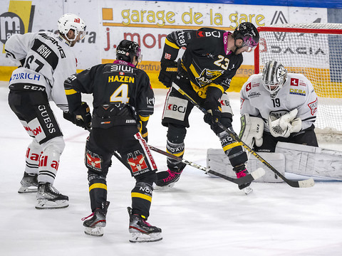Bienne mate le LHC, Fribourg se sort du piège d'Ambri